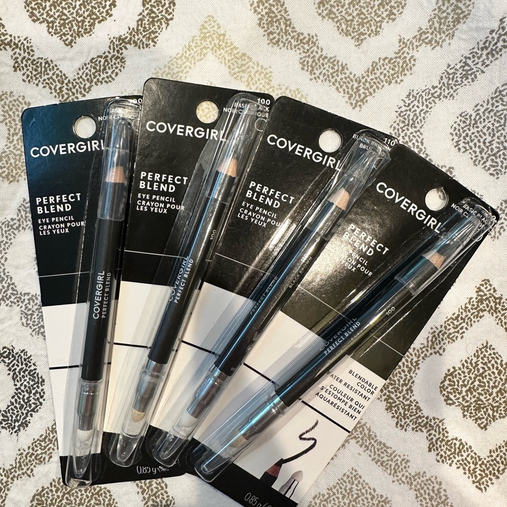 4 covergirl eyeliner pencils new